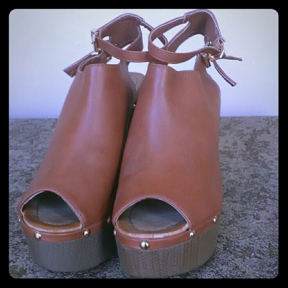 Wedge boho
